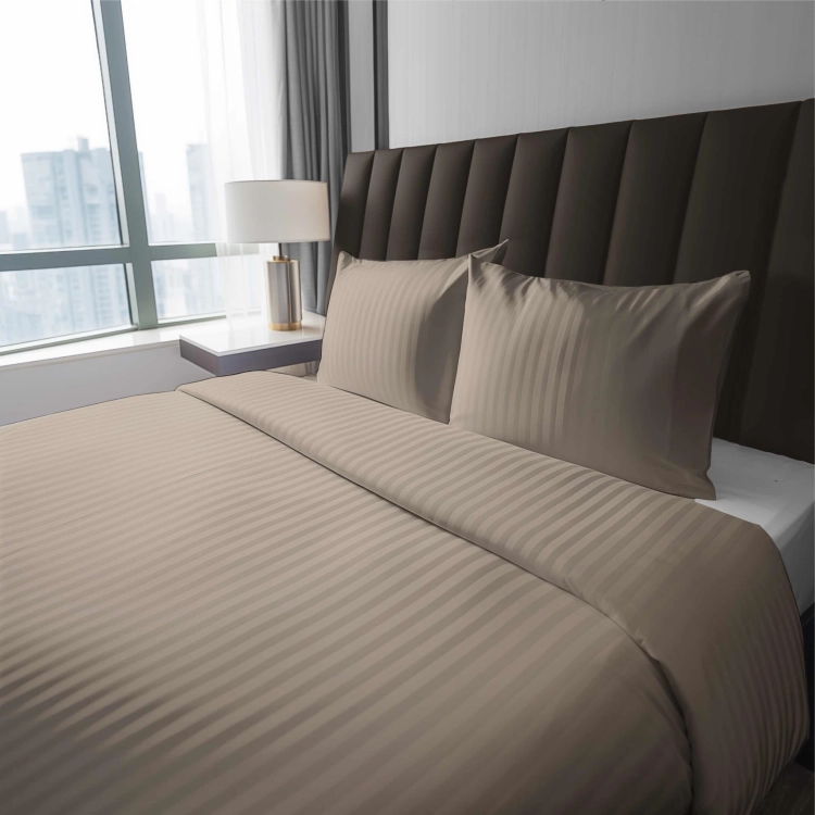 PURE_TAUPE_01.jpg